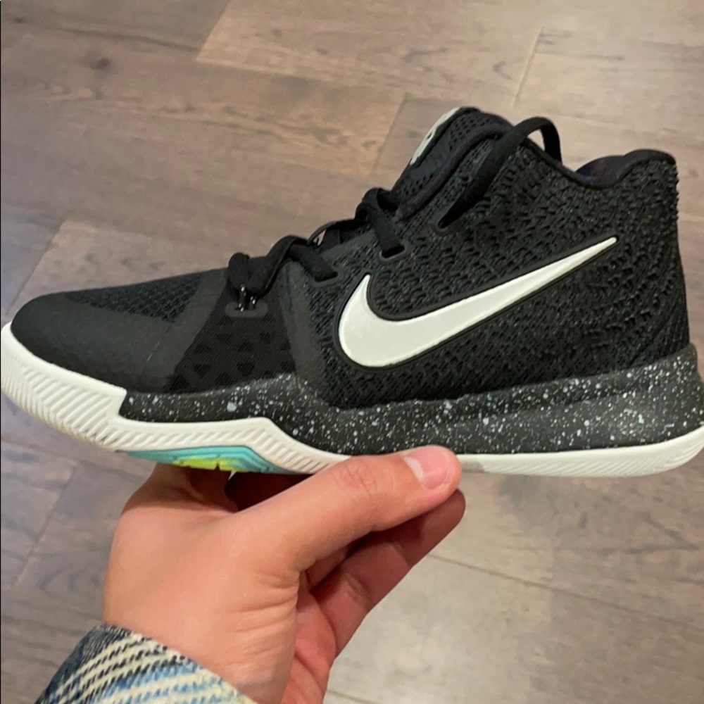 Kyrie 3 Nike Shoes, kids size 1.5 (y)